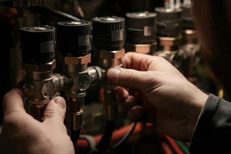 Pneumatic Thermostats: A Blast from the Past?